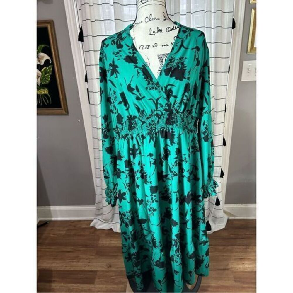 Shein Green and Black Midi Dress Size 2XL Elastic Waist